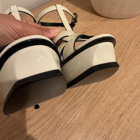 Saint Laurent Cream Patent Leather T-Strap Heeled Sandals - Picture 12 of 16